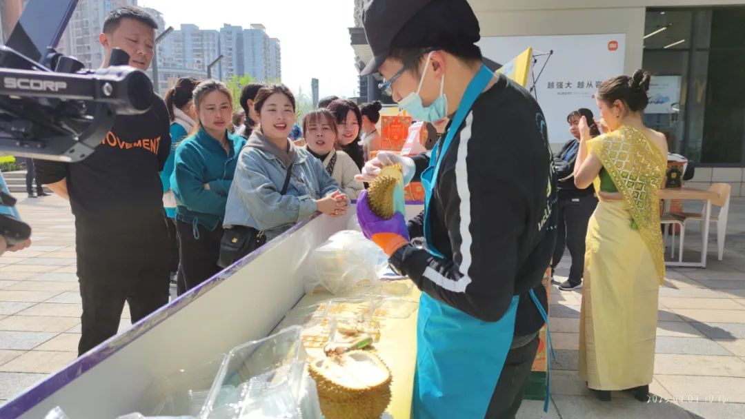 ׯ�к���Ϸ(�й�)�ɷ����޹�˾-����